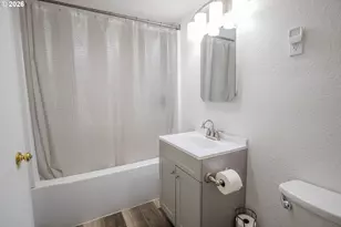 1000 N St, Springfield, OR 97477 - Photo 19