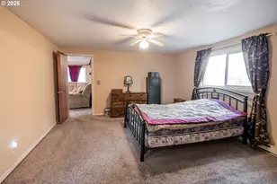 1000 N St, Springfield, OR 97477 - Photo 13