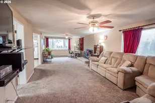 1000 N St, Springfield, OR 97477 - Photo 11