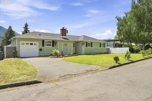 47768 Portal Dr, Oakridge, OR 97463 - Photo 5