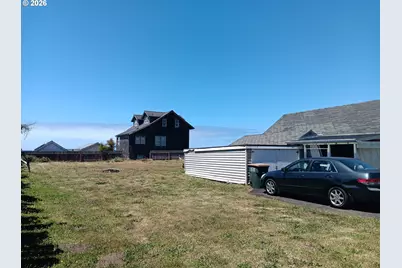 213 NW Cliff St, Newport, OR 97365 - Photo 19