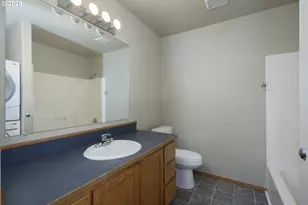 485 Brown St, Glide, OR 97443 - Photo 17