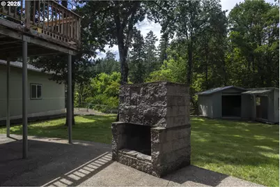 485 Brown St, Glide, OR 97443 - Photo 33