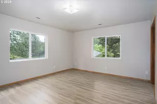 485 Brown St, Glide, OR 97443 - Photo 19