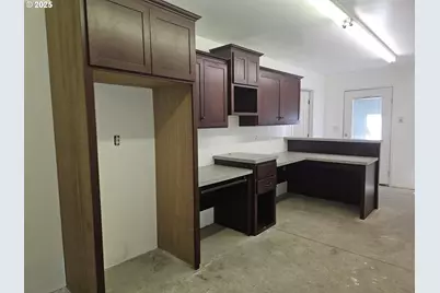 485 Brown St, Glide, OR 97443 - Photo 29