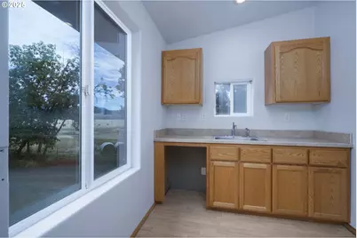 485 Brown St, Glide, OR 97443 - Photo 15