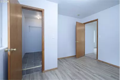 485 Brown St, Glide, OR 97443 - Photo 25