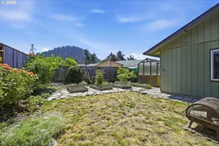 6450 B St, Springfield, OR 97478 - Photo 33