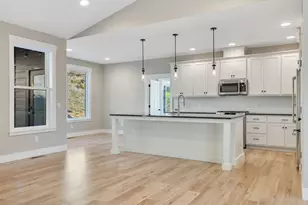 37027 Danner Rdg Ln, Astoria, OR 97103 - Photo 15