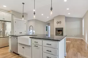 37027 Danner Rdg Ln, Astoria, OR 97103 - Photo 21