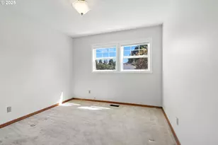 13141 NE Eugene St, Portland, OR 97230 - Photo 23