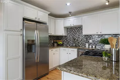 6427 N Princeton St, Portland, OR 97203 - Photo 7