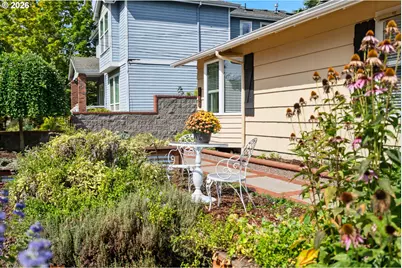 6427 N Princeton St, Portland, OR 97203 - Photo 3