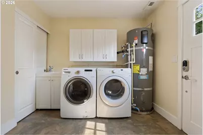 6427 N Princeton St, Portland, OR 97203 - Photo 23
