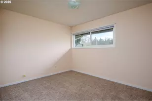 13020 NE San Rafael St, Portland, OR 97230 - Photo 27