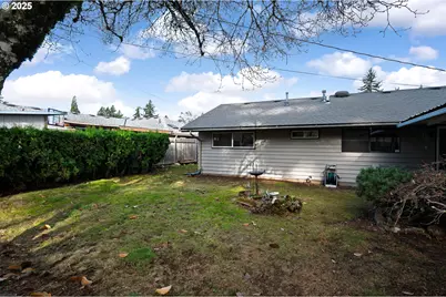 13020 NE San Rafael St, Portland, OR 97230 - Photo 35