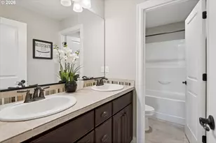17230 NW Catalpa St, Portland, OR 97210 - Photo 23