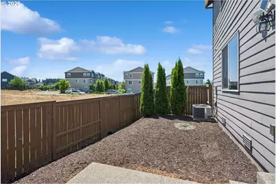 17230 NW Catalpa St, Portland, OR 97210 - Photo 33