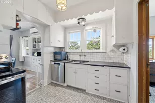 422 NE 57th Ave, Portland, OR 97213 - Photo 9