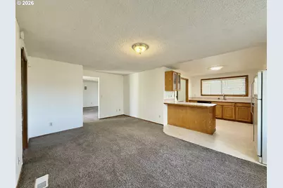 2715 SW 31st St, Gresham, OR 97080 - Photo 17