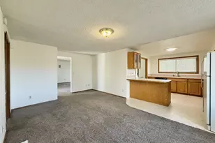 2715 SW 31st St, Gresham, OR 97080 - Photo 17