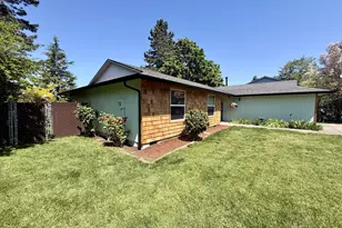 2715 SW 31st St, Gresham, OR 97080 - Photo 29
