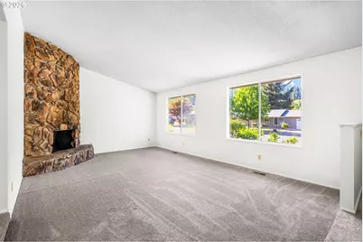361 W Pine St, Sweet Home, OR 97386 - Photo 21