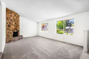361 W Pine St, Sweet Home, OR 97386 - Photo 21