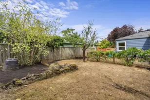 5220 NE Skidmore St, Portland, OR 97218 - Photo 33