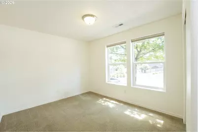 4950 Glacier Dr, Springfield, OR 97478 - Photo 17