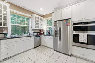 25545 Katherine Ct, West Linn, OR 97068 - Photo 13