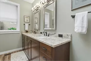 25545 Katherine Ct, West Linn, OR 97068 - Photo 1