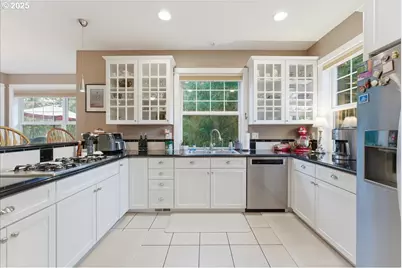 25545 Katherine Ct, West Linn, OR 97068 - Photo 11