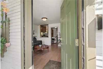 105 Ineer St, Kelso, WA 98626 - Photo 3