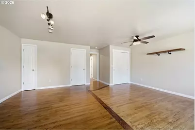 1200 E Pioneer Loop, La Center, WA 98629 - Photo 29
