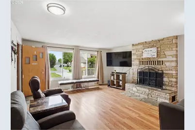 1357 Grove St, Lebanon, OR 97355 - Photo 5