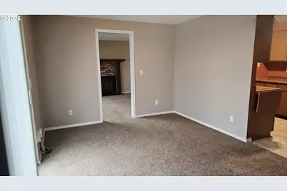 3103 N Walnut St, La Grande, OR 97850 - Photo 5