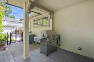 752 E Ave, Lake Oswego, OR 97034 - Photo 39