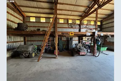 10418 Champoeg Rd, Aurora, OR 97002 - Photo 47