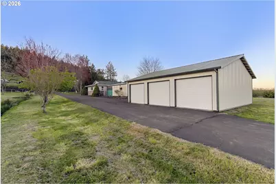 10418 Champoeg Rd, Aurora, OR 97002 - Photo 37
