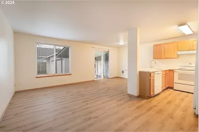 2081 SW Fellows St, McMinnville, OR 97128 - Photo 17