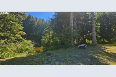 28593 Lower Smith River Rd, Reedsport, OR 97467 - Photo 11