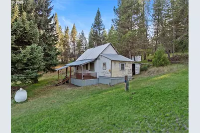 64290 Old Oregon Trail Rd, Meacham, OR 97859 - Photo 9