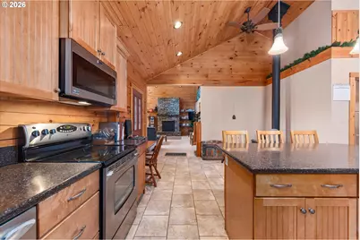 64290 Old Oregon Trail Rd, Meacham, OR 97859 - Photo 17