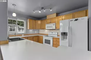 13682 SW Hall Blvd, Portland, OR 97223 - Photo 7
