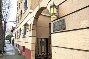 2829 SE Belmont St, Portland, OR 97214 - Photo 1