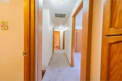 7606 NE 59th Cir, Vancouver, WA 98662 - Photo 17