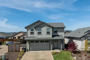 1819 SE Blueberry St, Dallas, OR 97338 - Photo 35