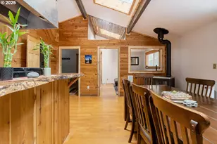 71010 E McFarland Rd, Rhododendron, OR 97049 - Photo 9