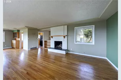 2609 E McLoughlin Blvd, Vancouver, WA 98661 - Photo 3